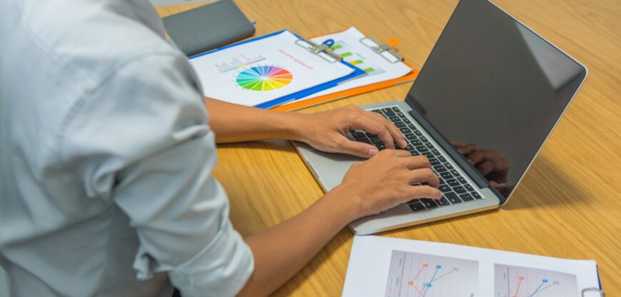 Data versioning and management